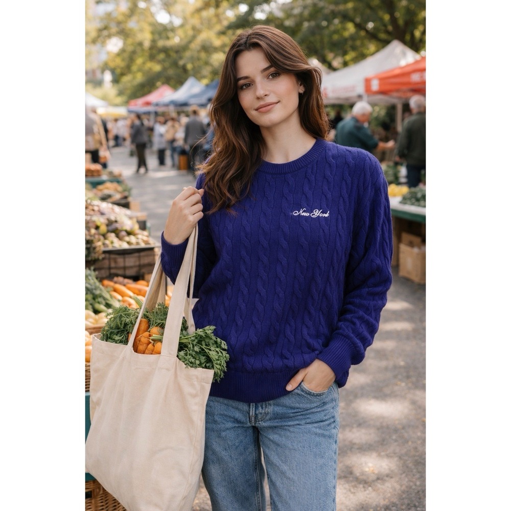 Urban Weekend Women Embroidered NY Cable Knit Sweater Blue Medium Soft Cozy Core